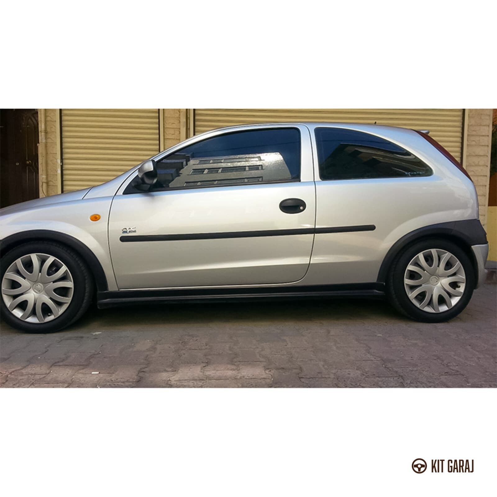 Opel Corsa Yan Marşpiyel (Plastik) Boyasız