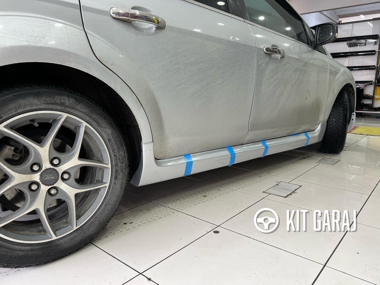 Ford Focus 2-2.5 Yan Marşpiyel (Plastik) Boyasız (3/4)
