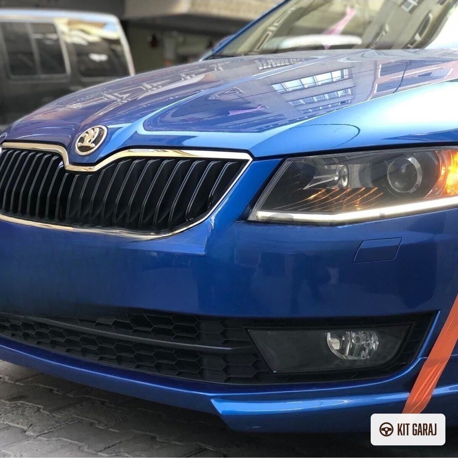 Skoda Octavia Body Kit (Plastik) Boyasız (2/6)
