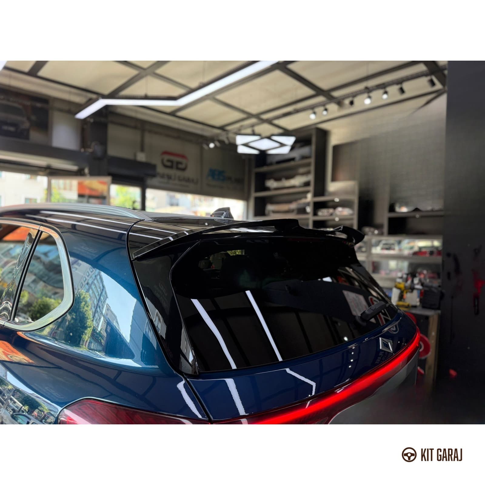 Fiat 500 Parlak Siyah Spoiler (Plastik) Boyalı