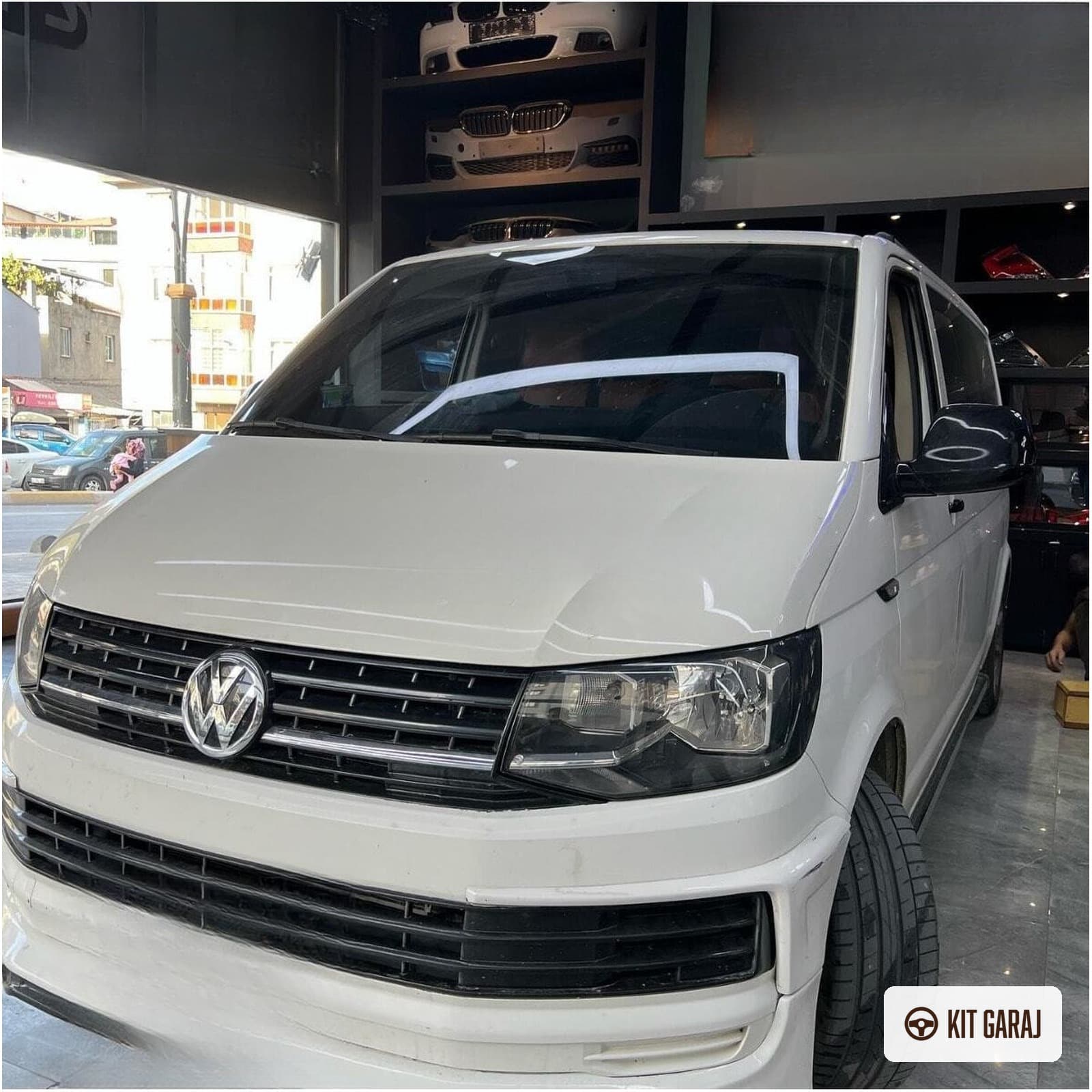Volkswagen Transporter T7 Body Kit Seti Plastik (2/6)