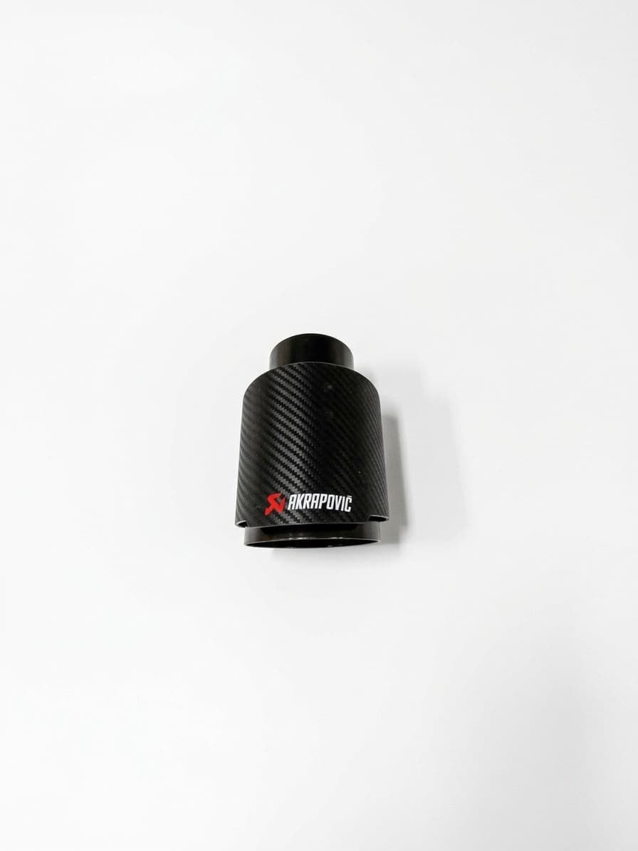 Evrensel Akrapovic Tipi Tekli Karbon Kaplama Egzoz Ucu Gümüş İç 100 mm