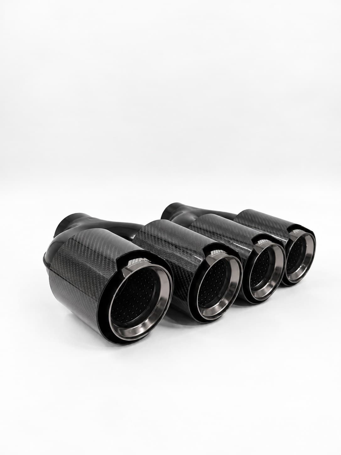 Evrensel BMW M Tipi Parlak Çiftli Karbon Kaplama Egzoz Ucu Siyah Titanyum 76 mm (2/3)
