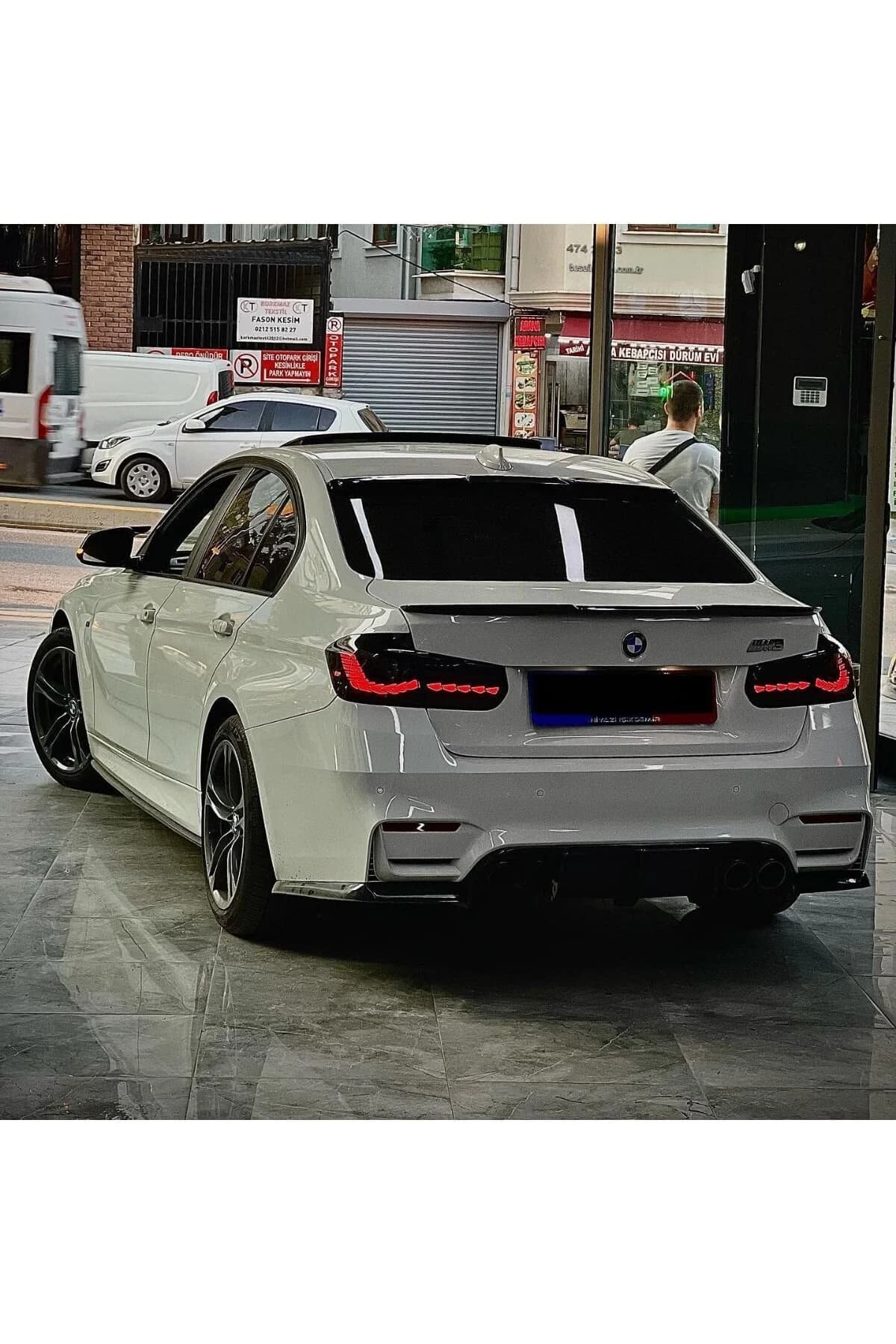 BMW F30 M3 Vorsteiner Piano Black Sağ Sol Arka Flap (Plastik) Boyalı