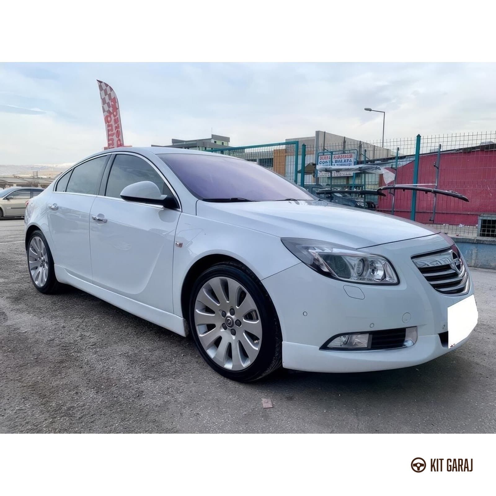 Opel Insignia Makyajsız 2008-2013 Body Kit (Plastik) Boyasız