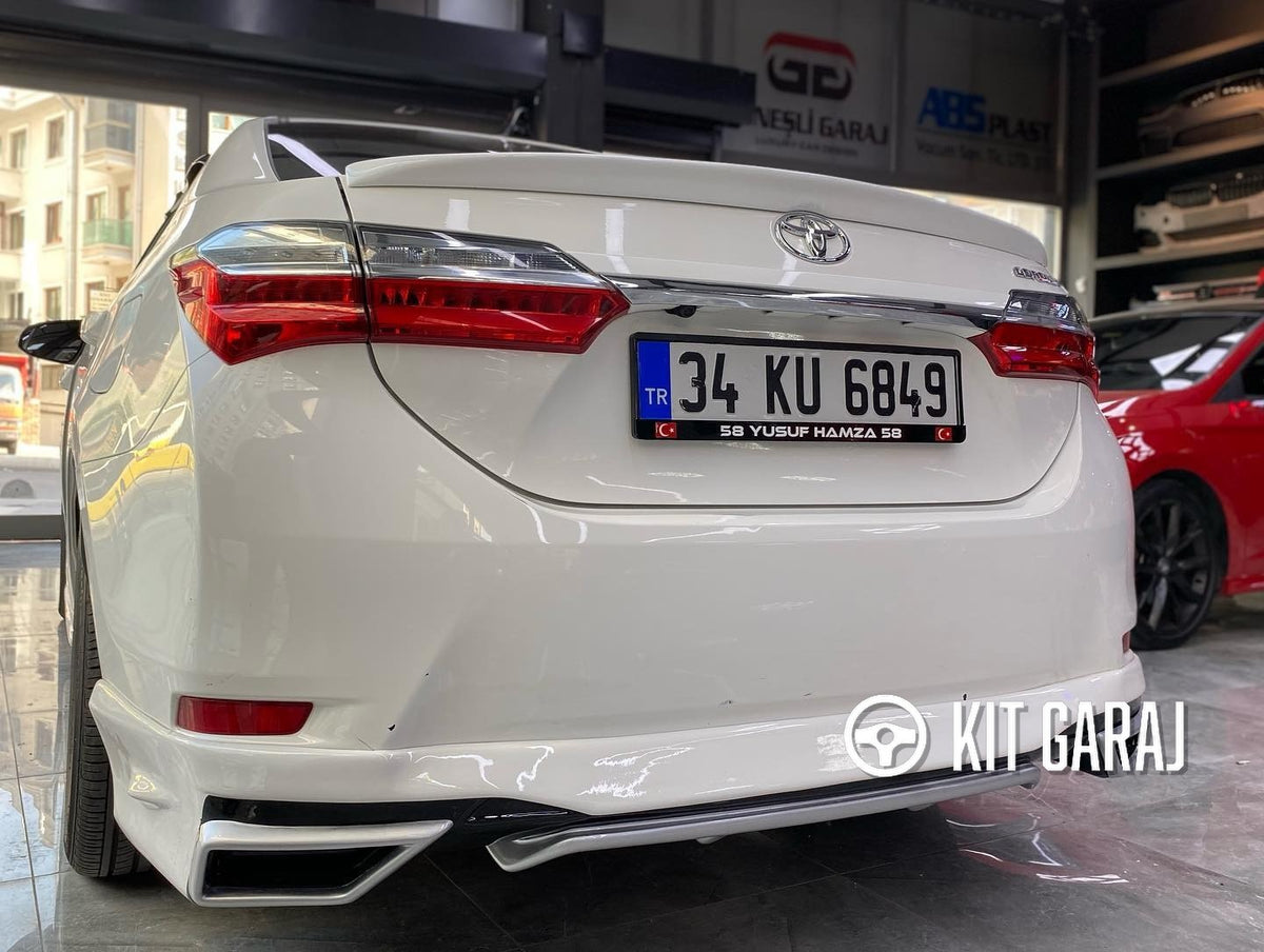 Toyota Corolla Custom Arka Ek (plastik)