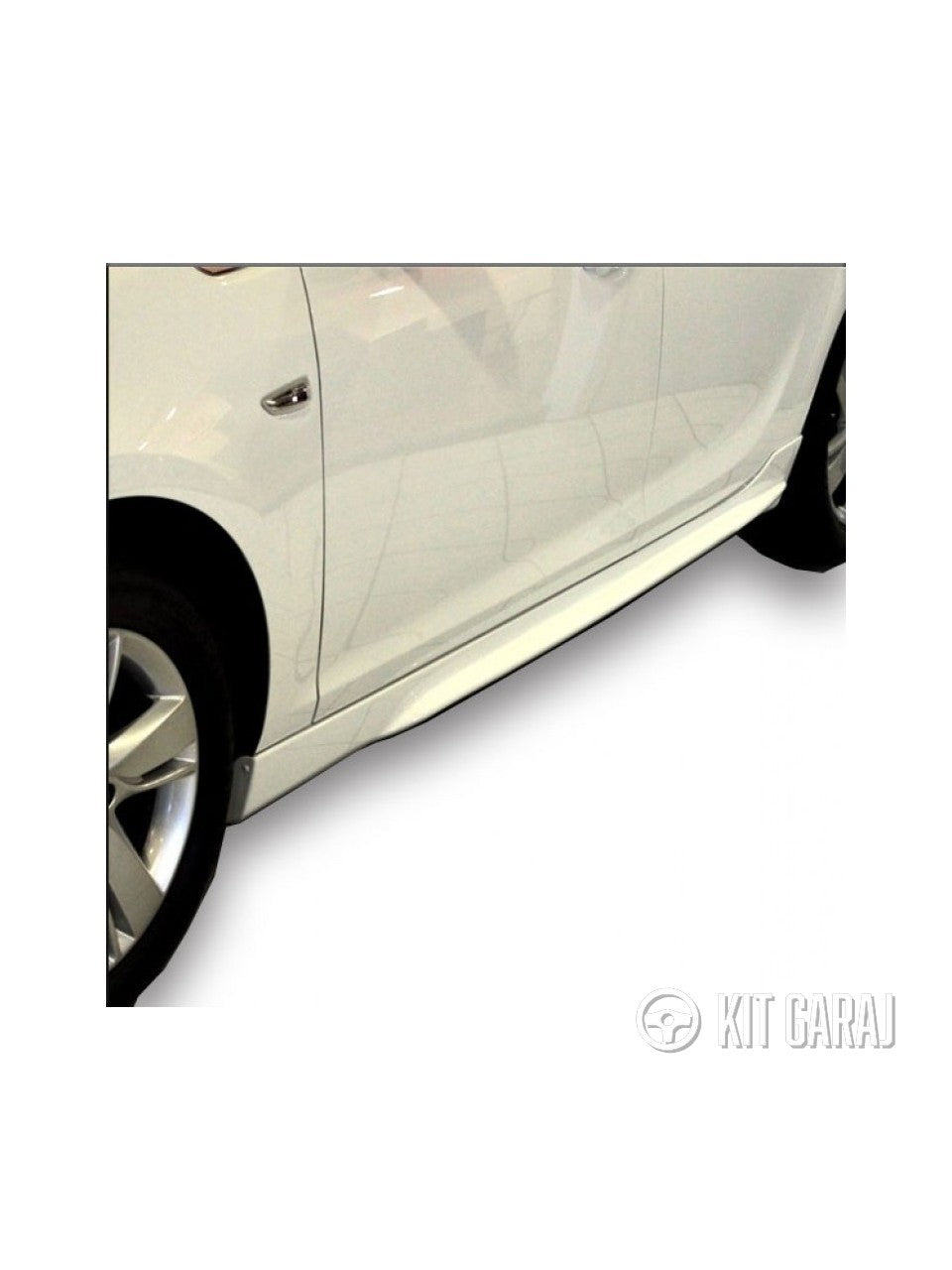 Opel Insignia Irmscher Yan Marşpiyel (Çift) (Plastik)