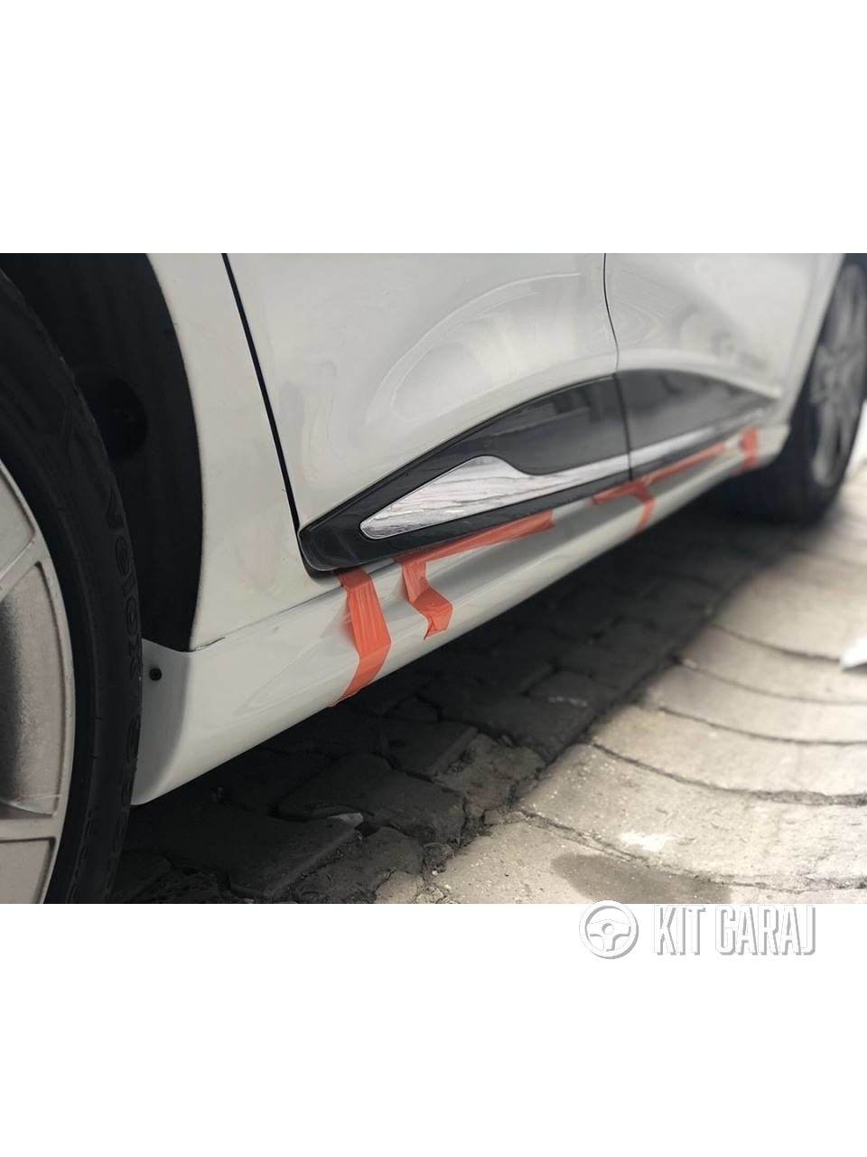 Renault Clio 4 Yan Marşpiyel (Çift) (Plastik)
