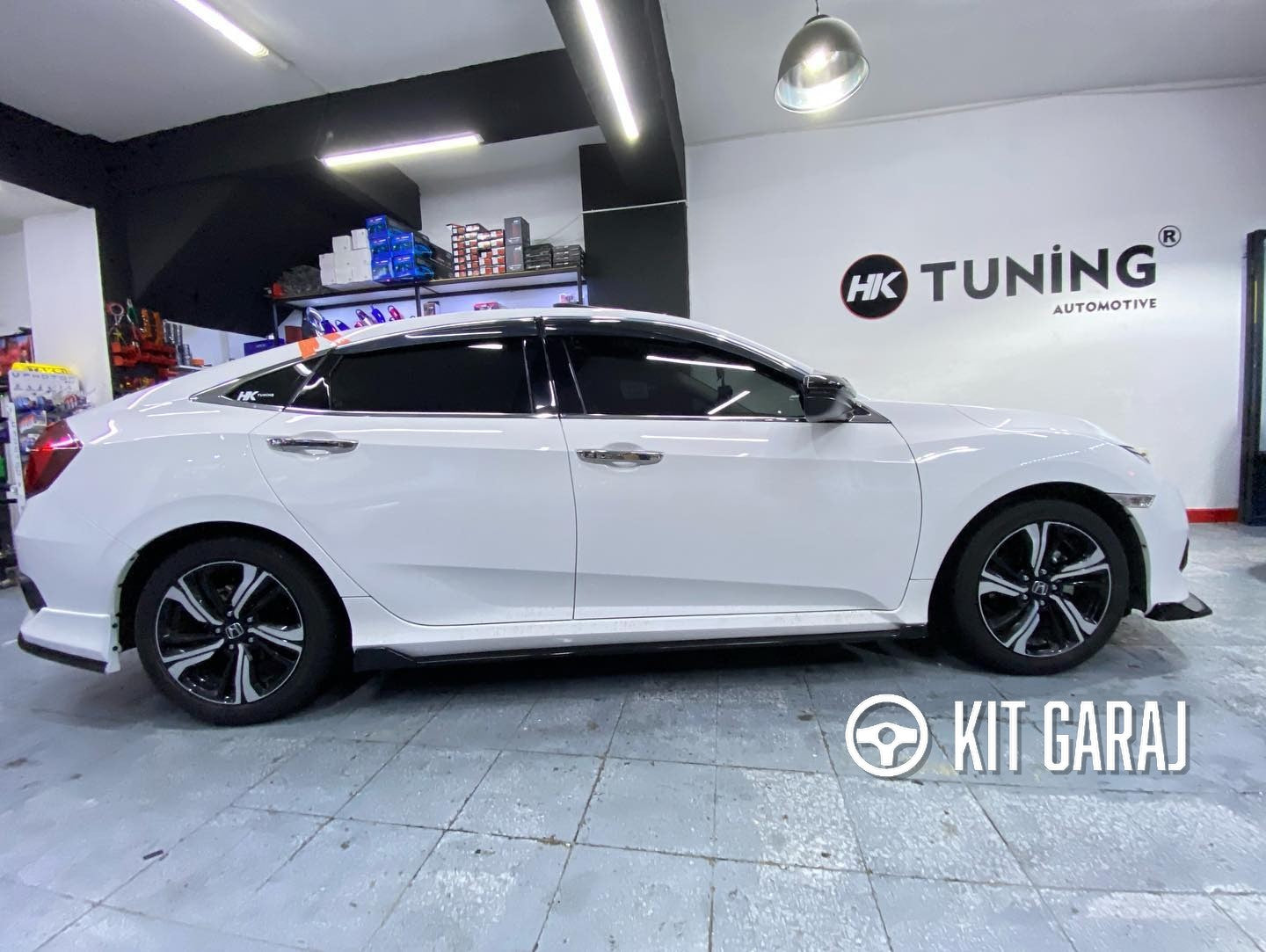 Honda Civic FC5 2016-2021 FC5 Yan Marşpiyel (Plastik) Boyasız