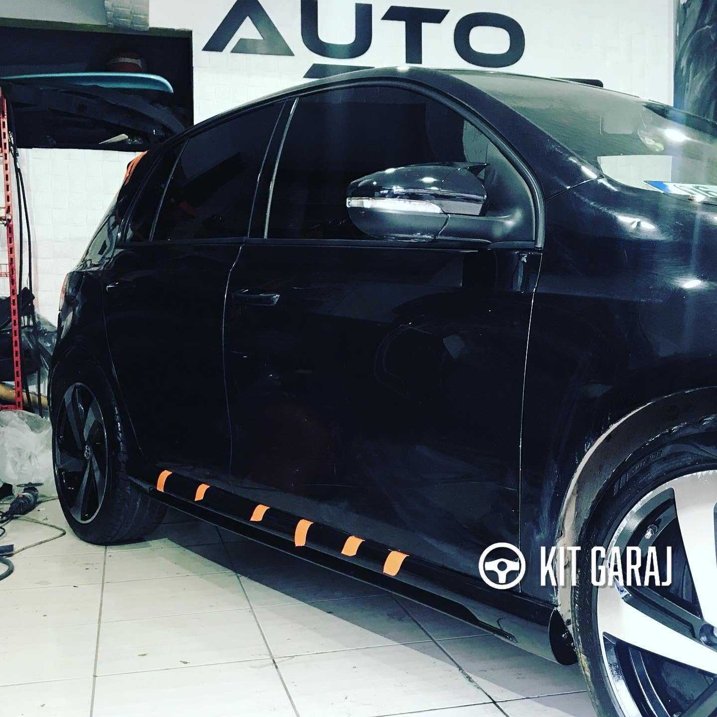 Volkswagen Golf 6 Rieger Yan Marşpiyel (Çift) (Plastik)