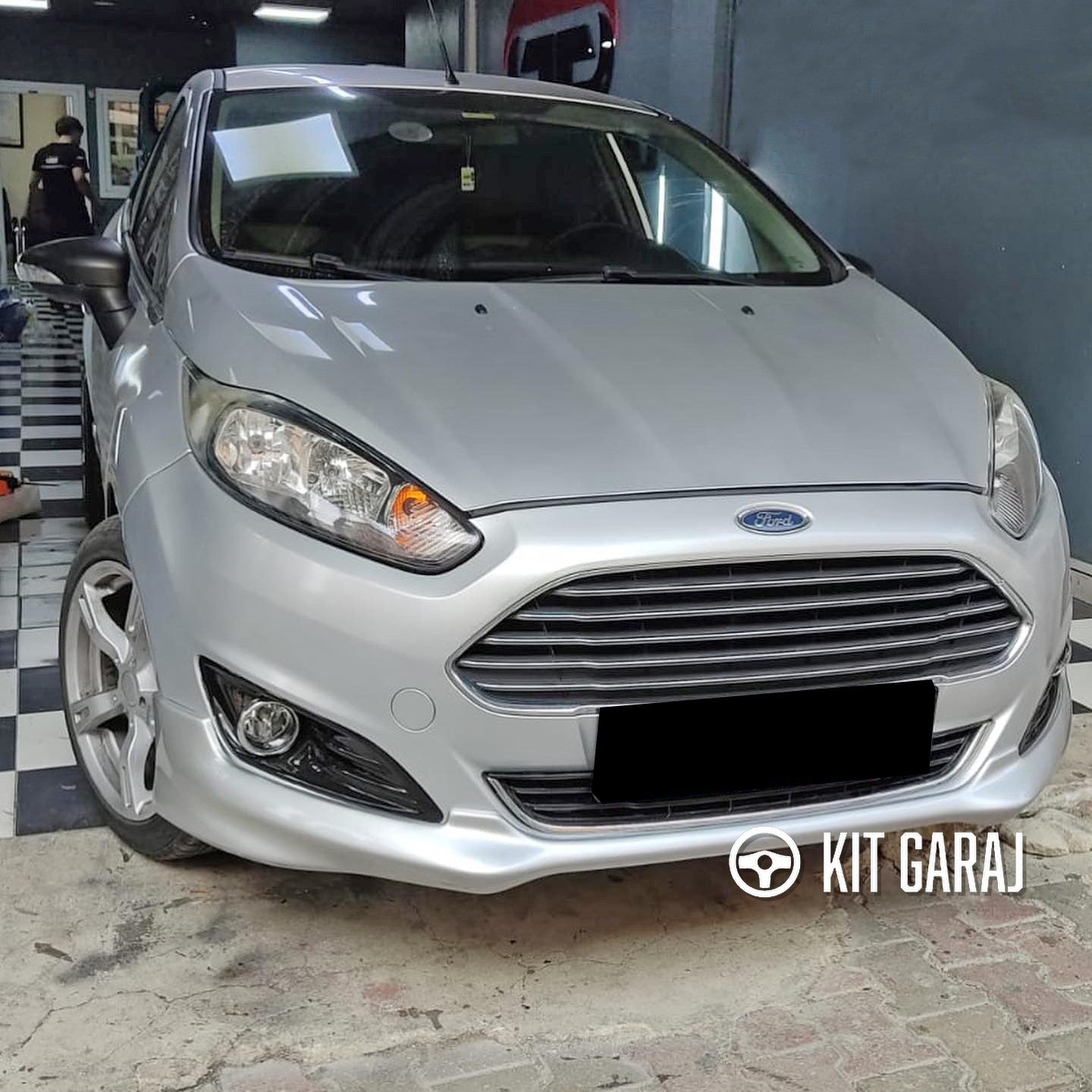 Ford Fiesta 2013-2017 Makyajlı Kasa Uyumlu Boyasız Plastik Ön Ek