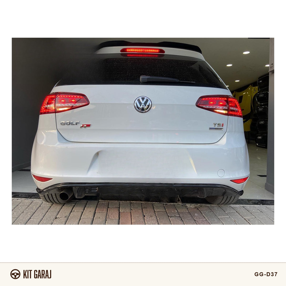 Volkswagen Golf GTI Piano Black Difüzör (Plastik) Boyalı