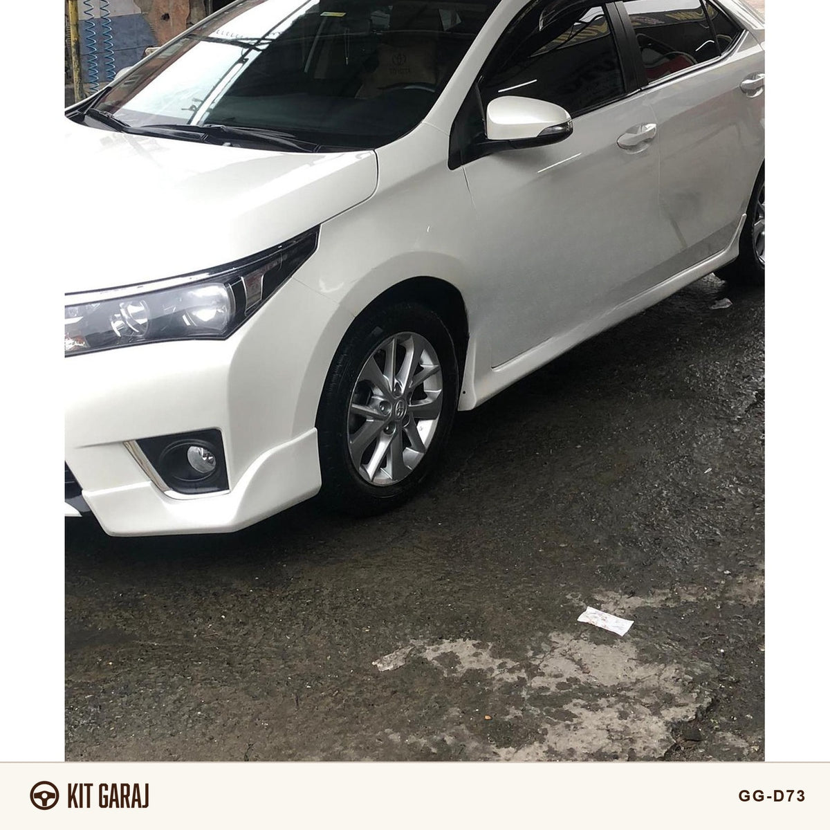 Toyota Corolla Ön Flap (Plastik) Boyasız