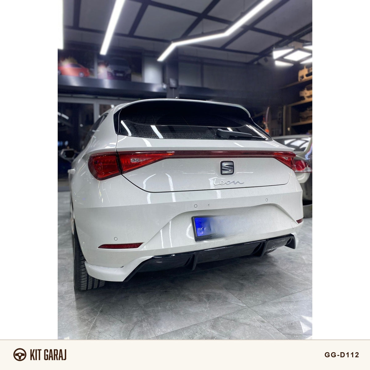 Seat Leon Mk4 2020+ Piano Black Difüzör (Plastik) Boyalı
