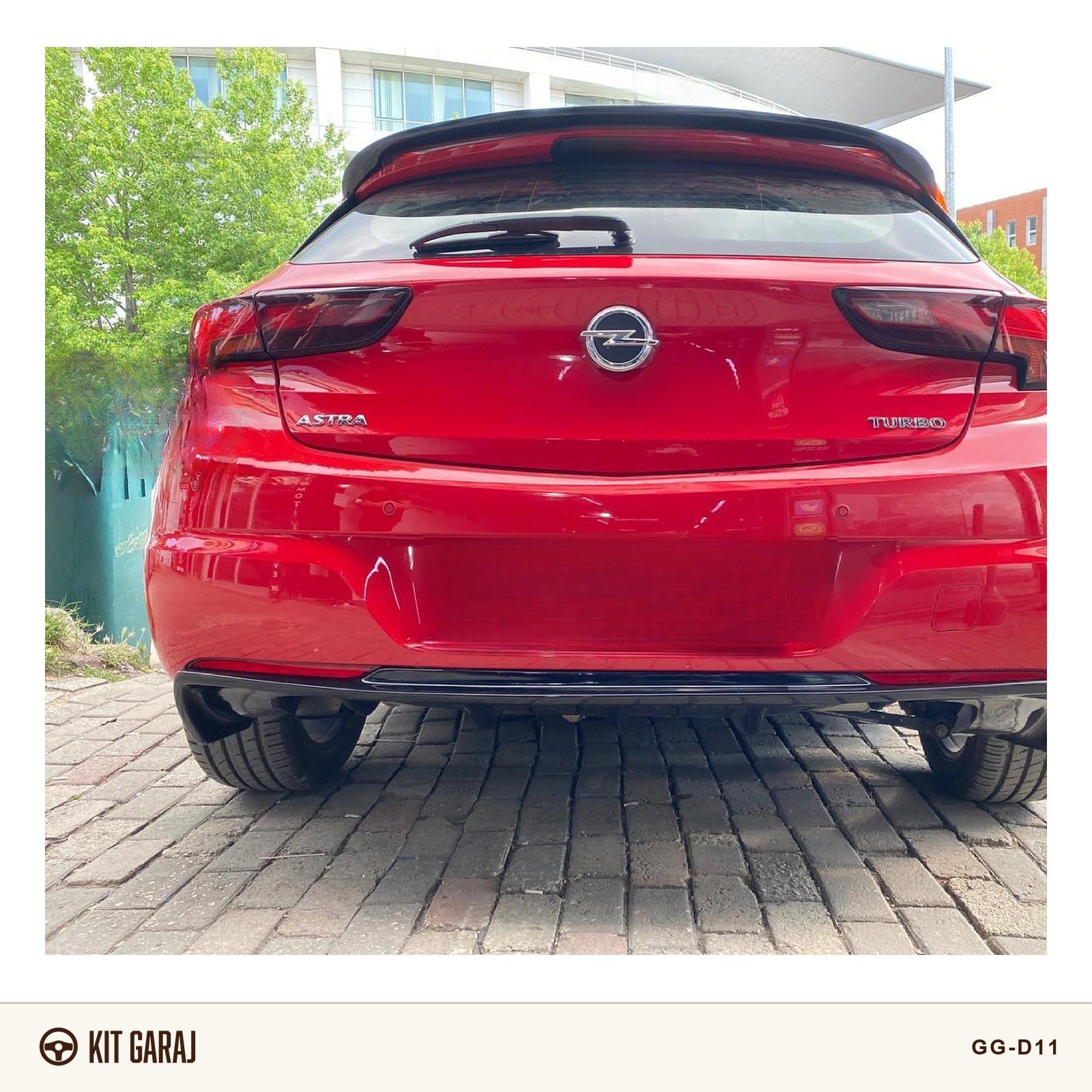 Opel Astra K 2015-2021 Rieger Piano Black Difüzör (Plastik) Boyalı