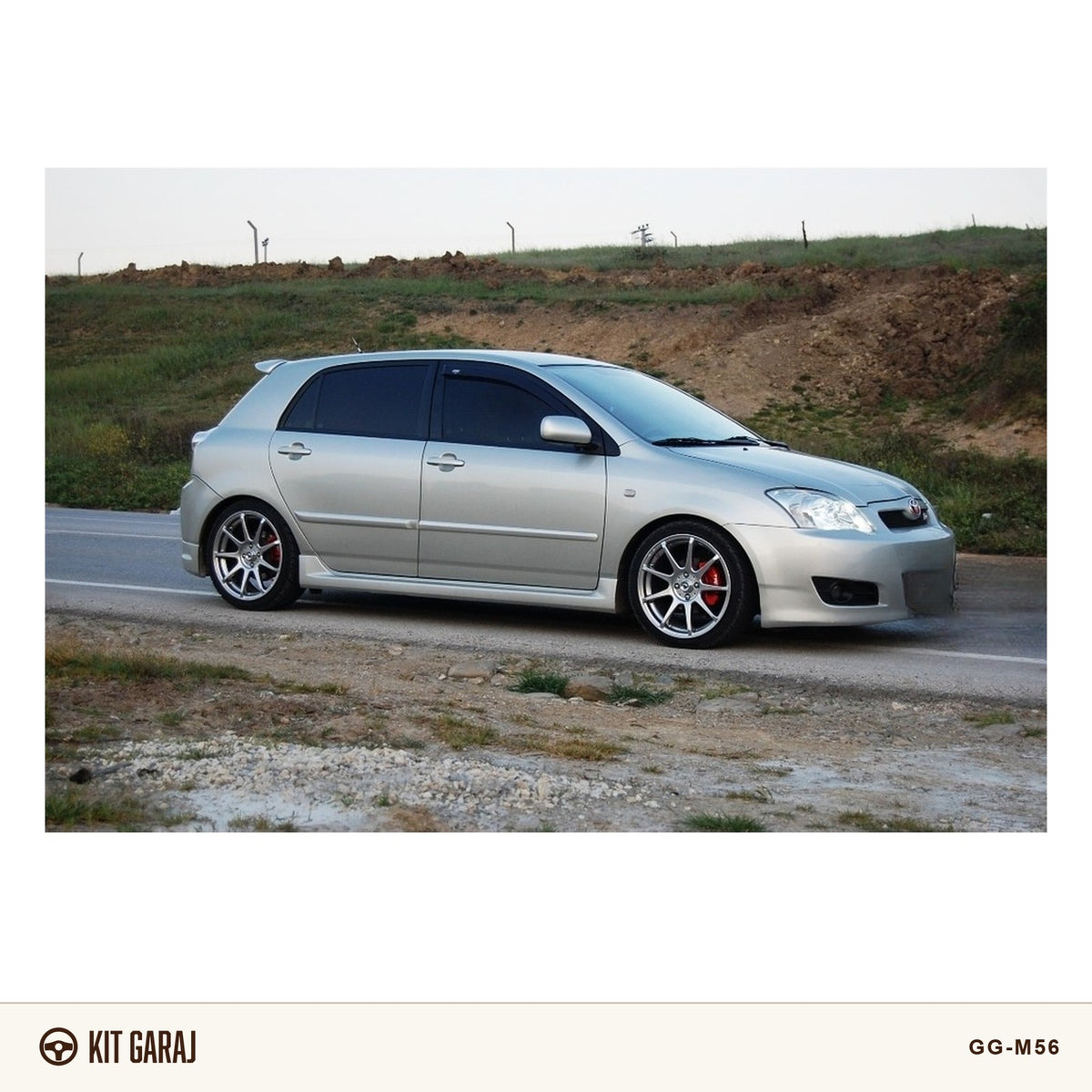 Toyota Auris Yan Marşpiyel (Plastik) Boyasız