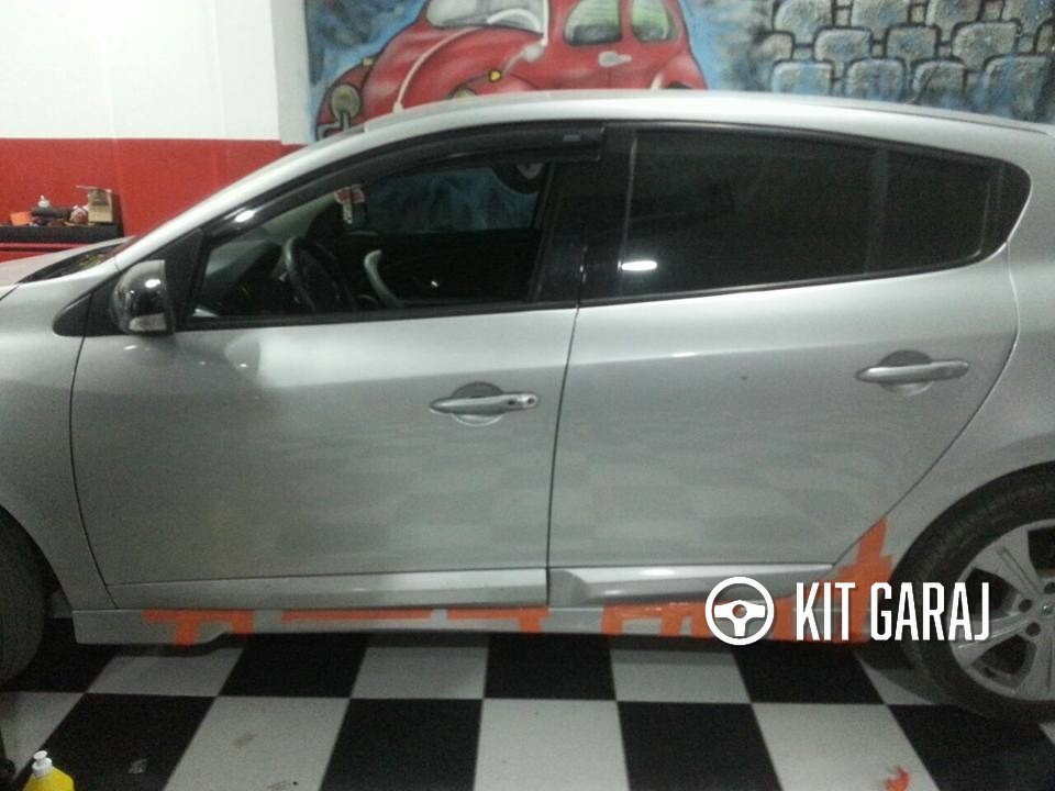 Renault Megane 3 Uyumlu Marşpiyel Plastik