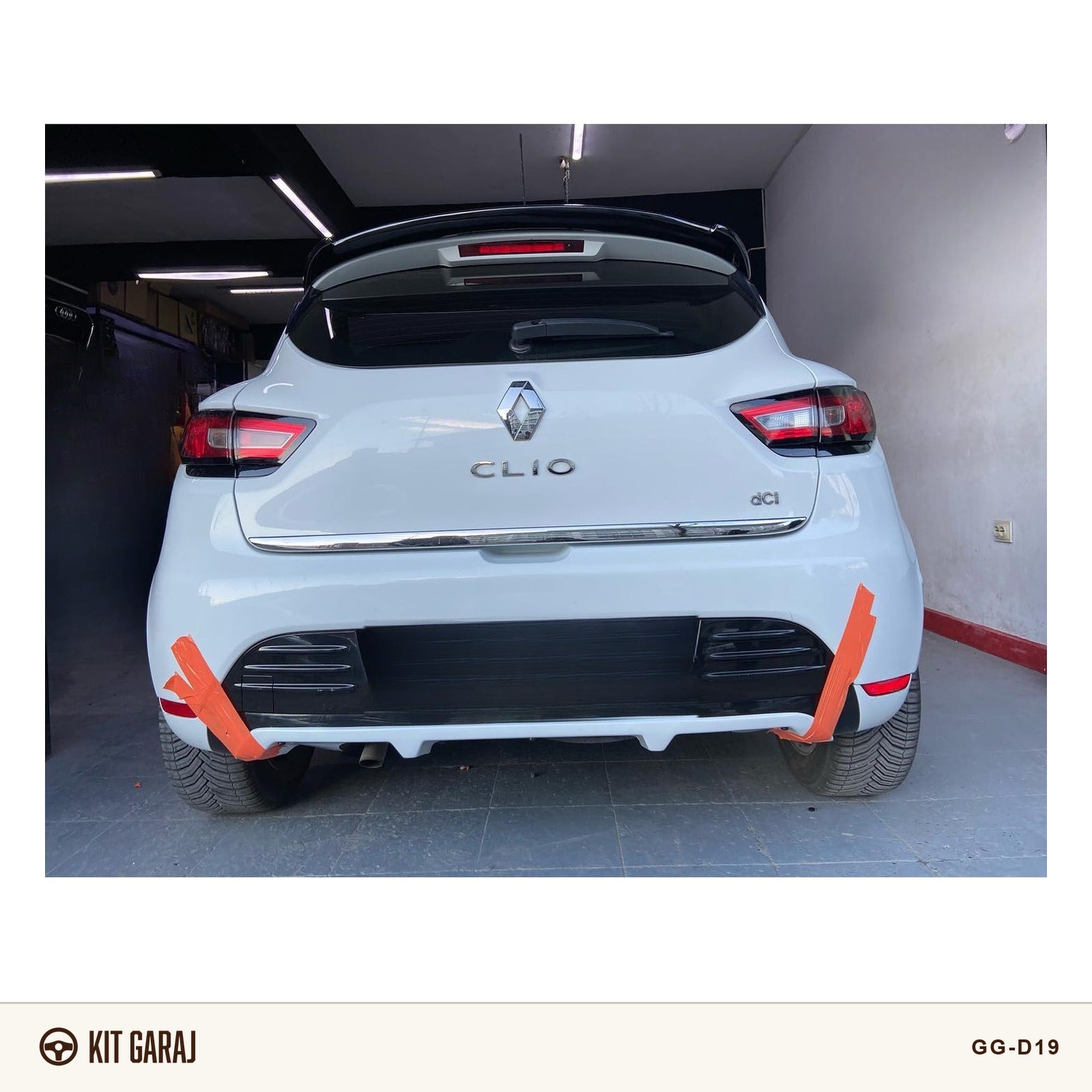 Renault Clio Piano Black Difüzör (Plastik) Boyalı