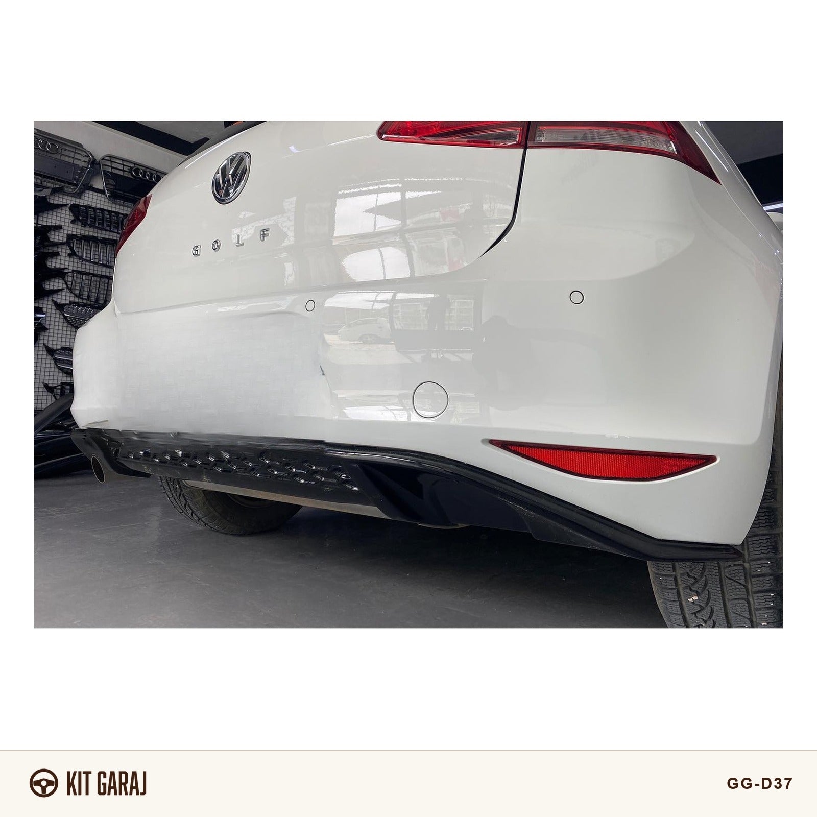 Volkswagen Golf GTI Piano Black Difüzör (Plastik) Boyalı