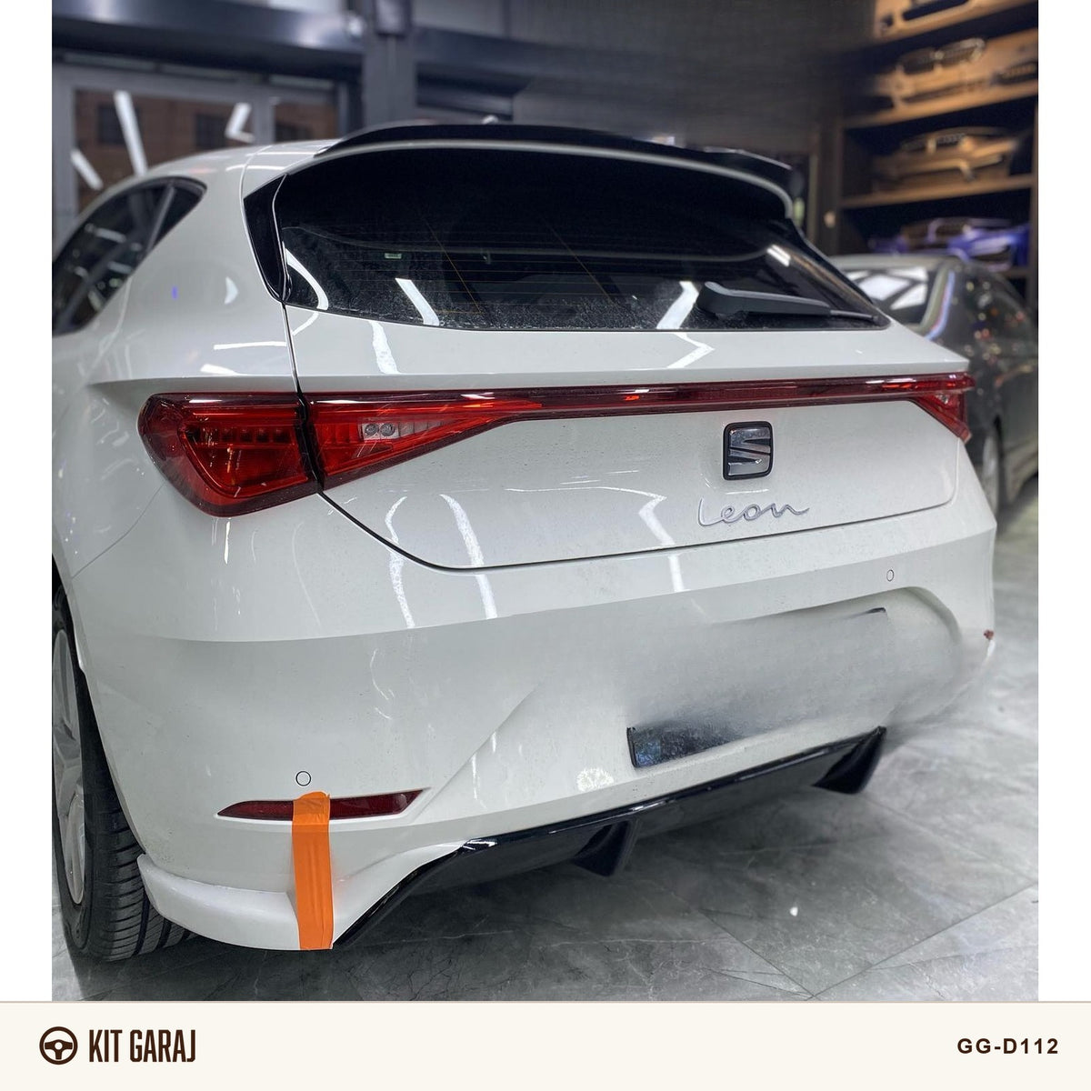 Seat Leon Mk4 2020+ Piano Black Difüzör (Plastik) Boyalı
