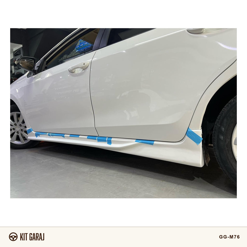 Toyota Corolla Custom Yan Marşpiyel (Plastik) Boyasız