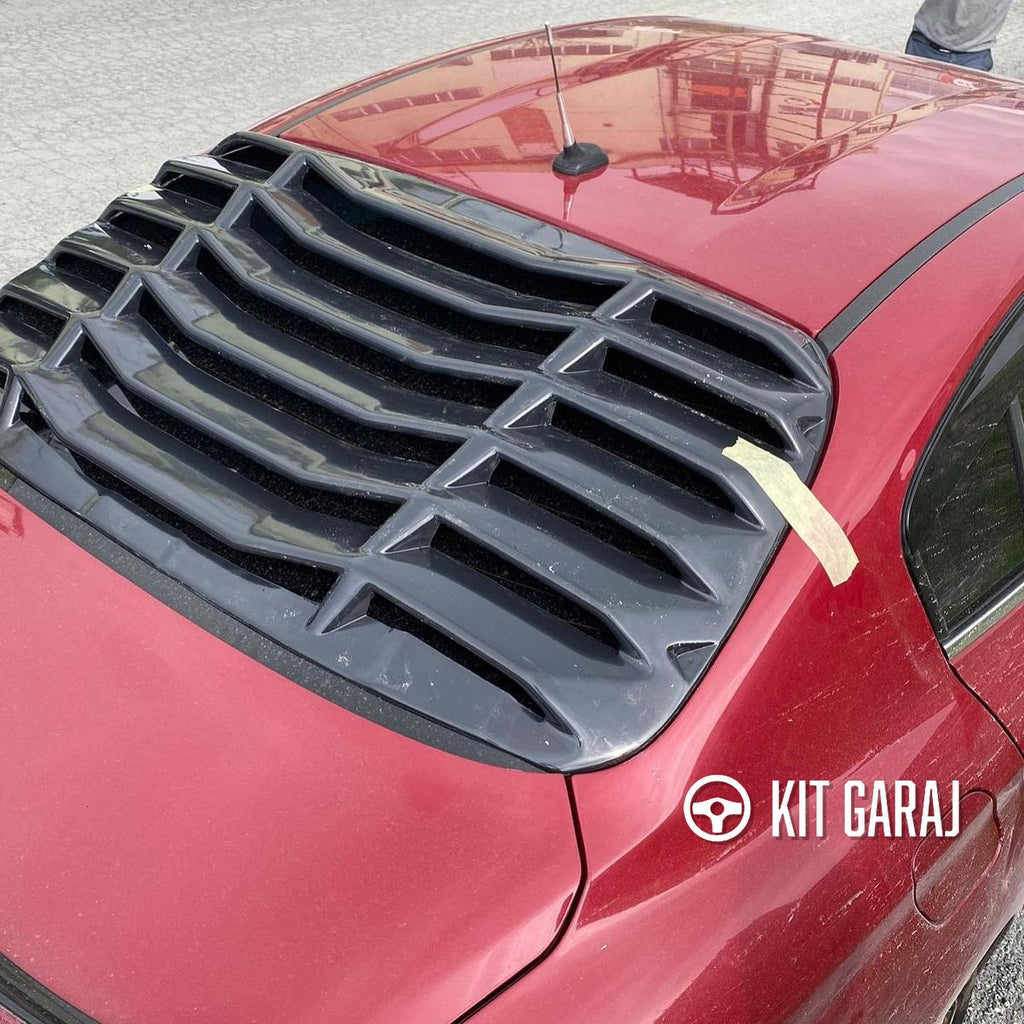 Fiat Egea Sedan 2015-2025 Uyumlu Parlak Siyah Plastik Arka Cam Vizörü