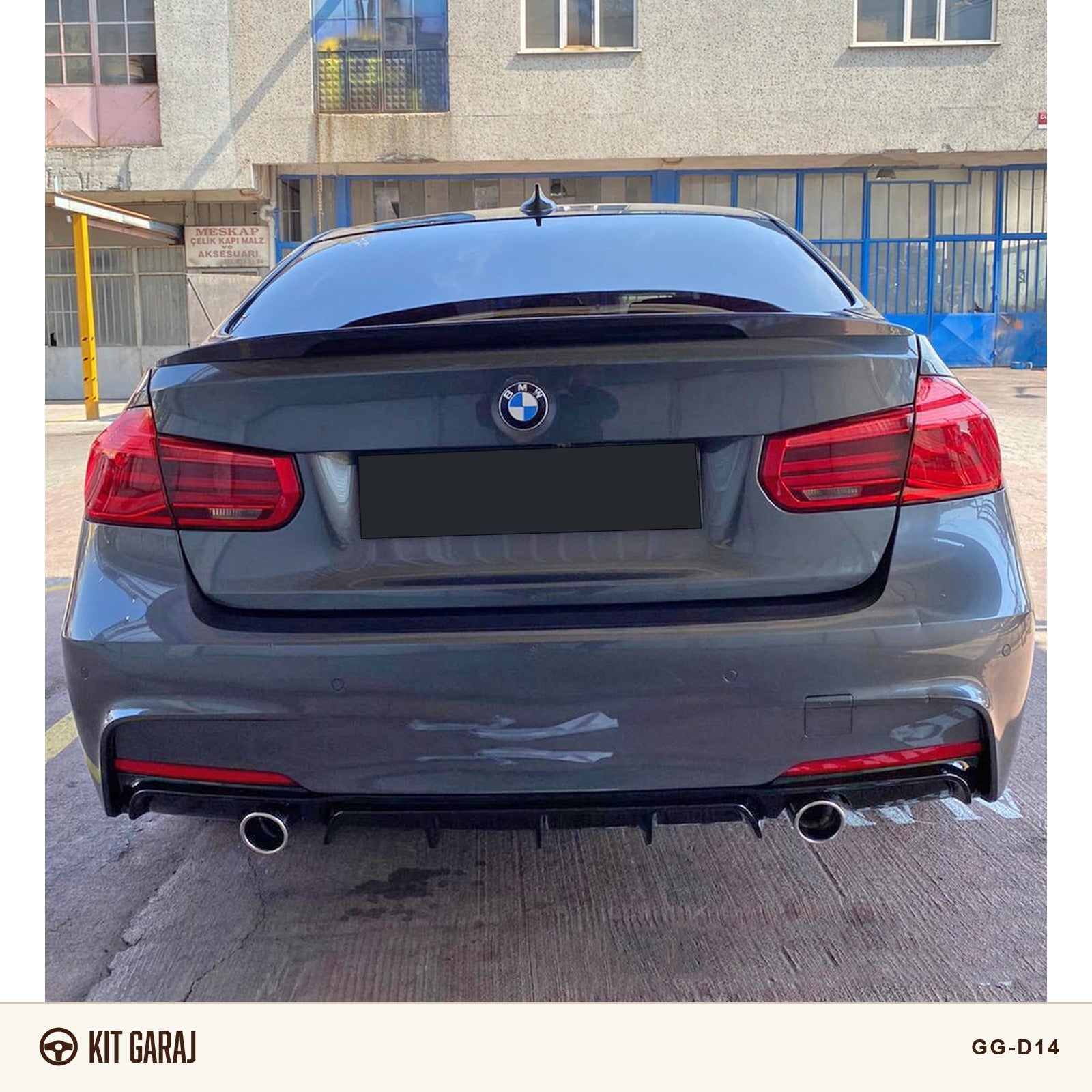 BMW F30 2012-2018 Piano Black Difüzör (Plastik) Boyalı
