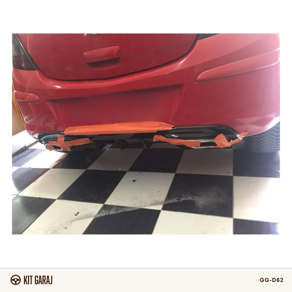 Opel Corsa 2006-2014 Egzoz Görünümlü Parlak Siyah Difüzör (Plastik) Boyalı