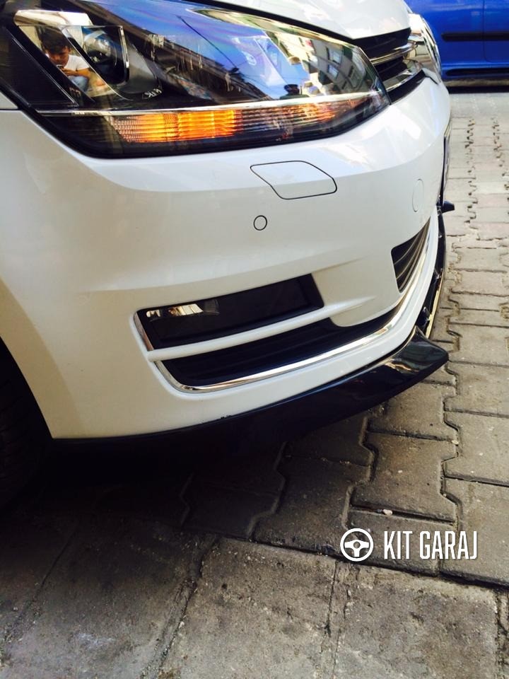 Volkswagen Golf R-Line Ön Lip (Plastik) Boyasız
