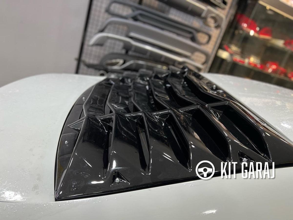 Honda Civic Fb7 2012-2016 Parlak Siyah Plastik Arka Cam Vizörü