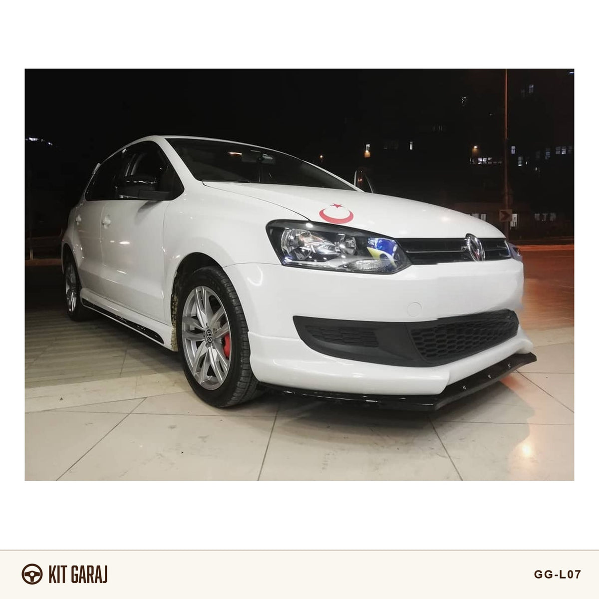 Volkswagen Polo Piano Black Ön Lip (Plastik) Boyalı