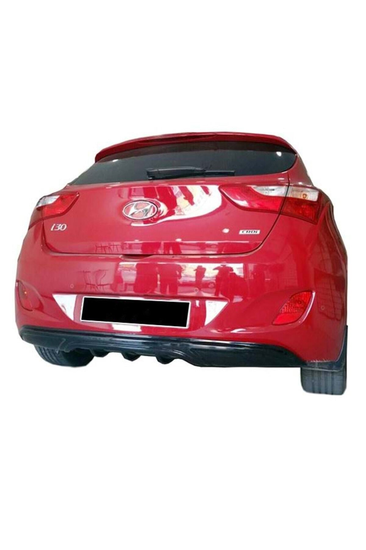 Hyundai İ30 2012-2017 Parlak Siyah Plastik Custom Difüzör 5