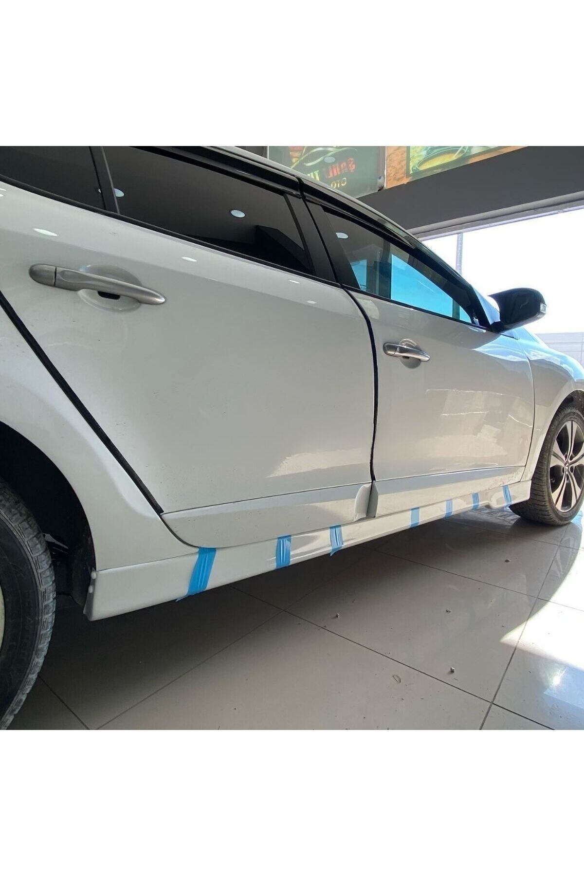 Renault Megane 3 Coupe Body Kit Seti Plastik Uyumlu 2