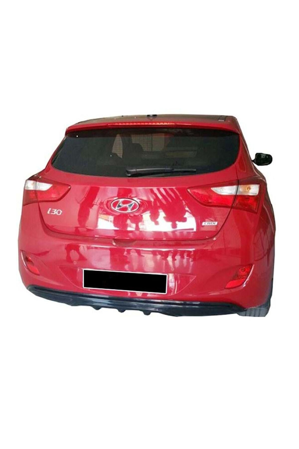 Hyundai İ30 2012-2017 Parlak Siyah Plastik Custom Difüzör 2