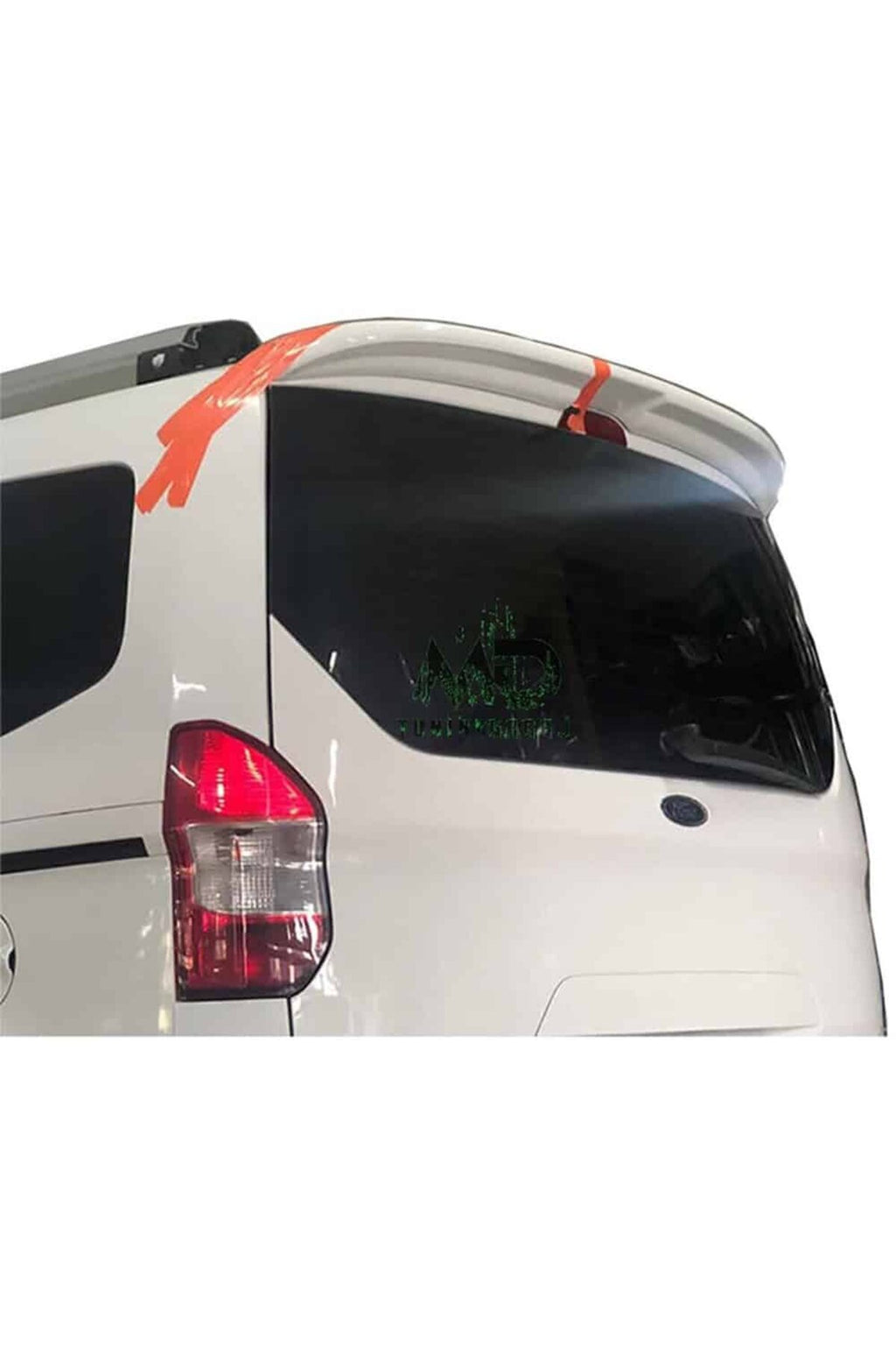 FORD COURİER UYUMLU BEYAZBOYALI SPOİLER PLASTİK 3