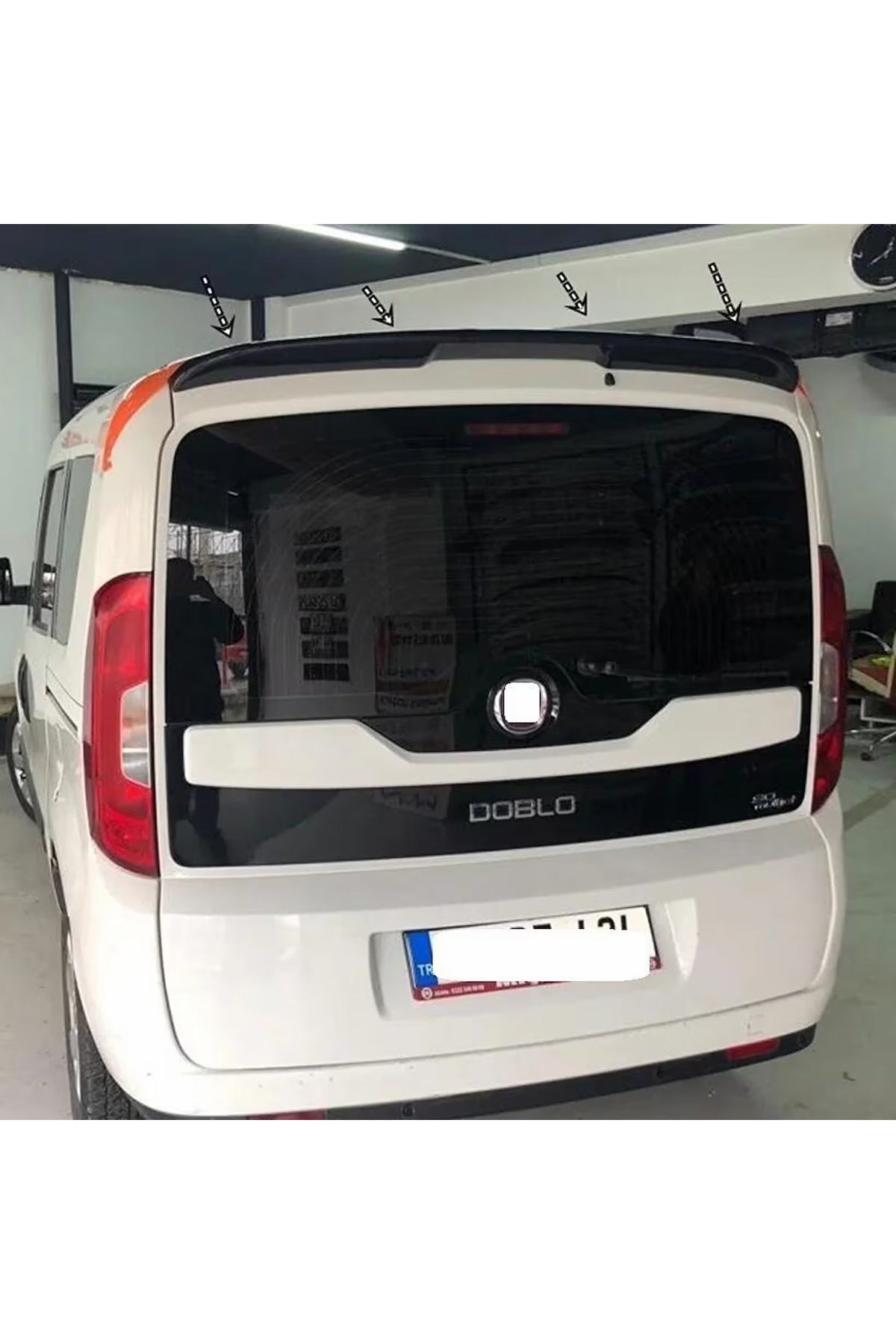 Fiat Doblo 2011-2023 PİANO BLACK Spoiler 2