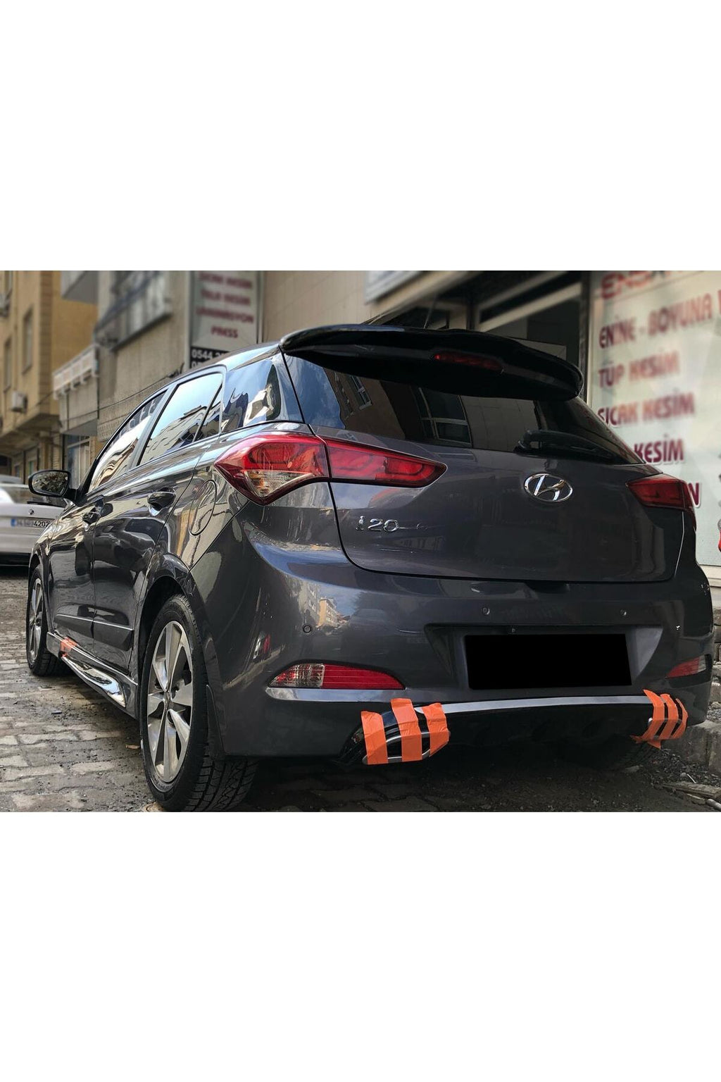 Hyundai i20 2015-2017 Uyumlu Parlak Siyah Plastik Egzoz Görünümlü Difüzör