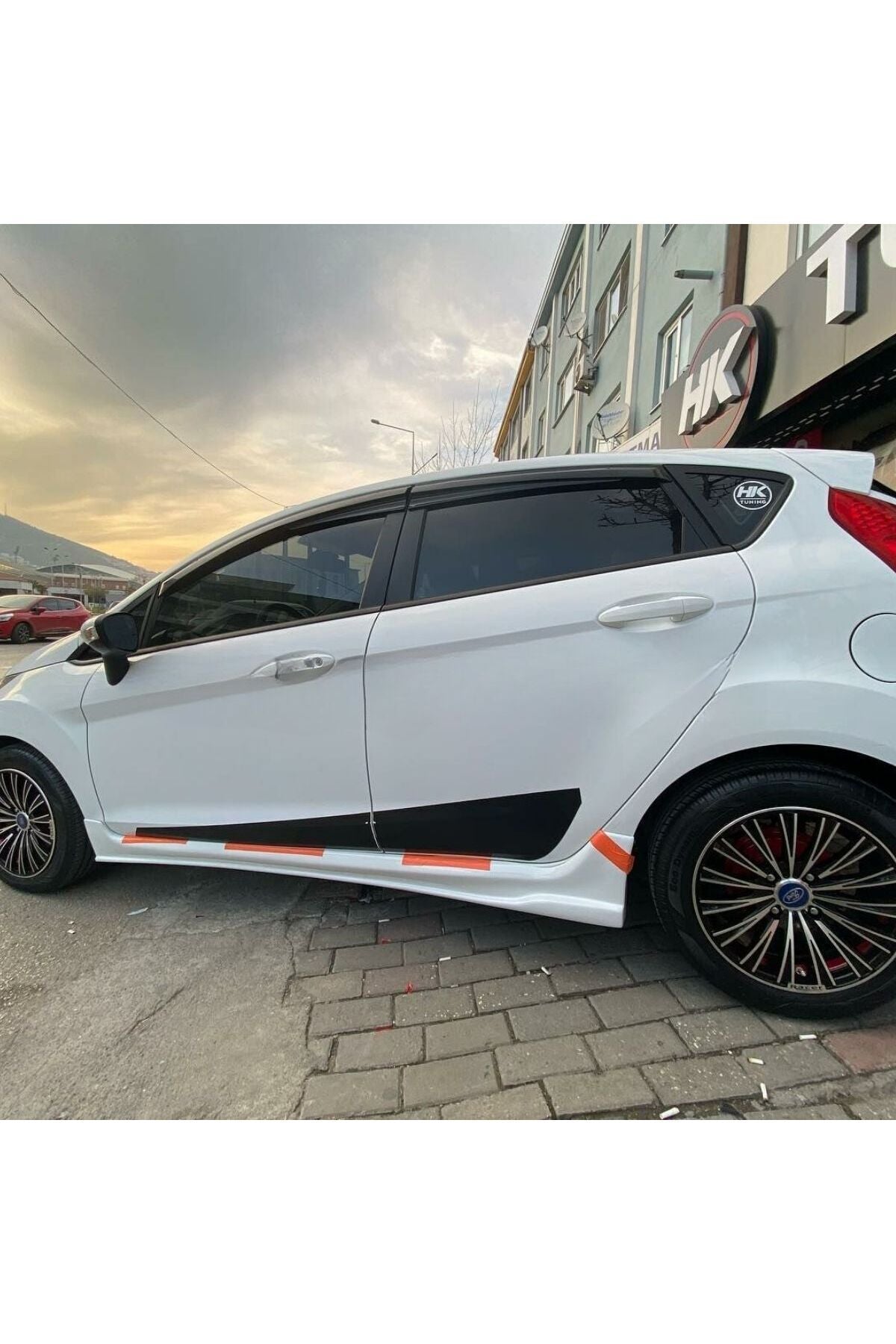 Ford Fiesta Makyajlı Body Kit Seti Plastik 3